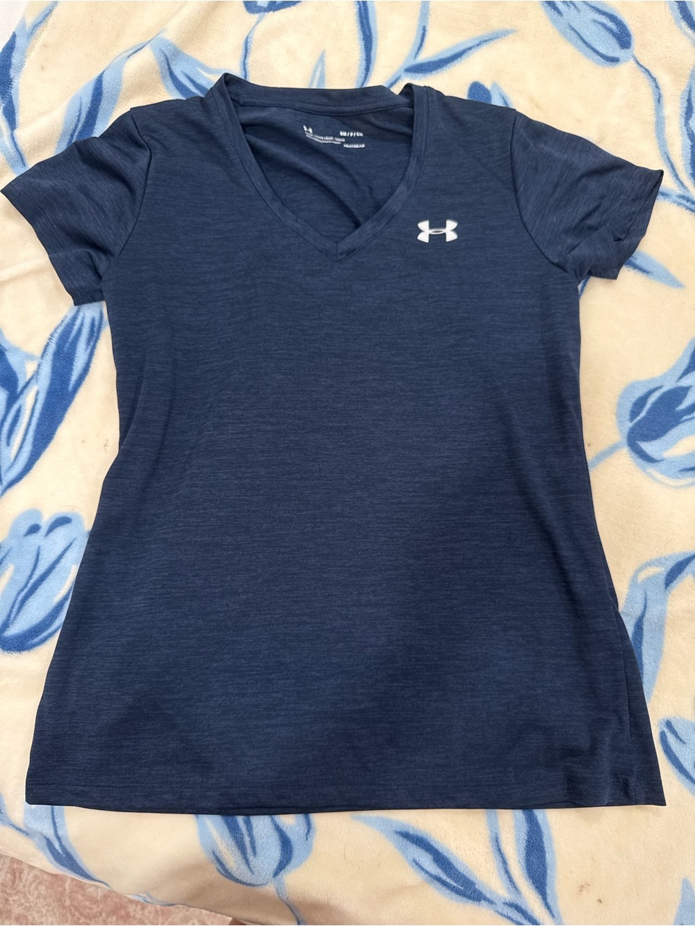 Under Armour Women's Navy Heather V-Neck Performance Tee